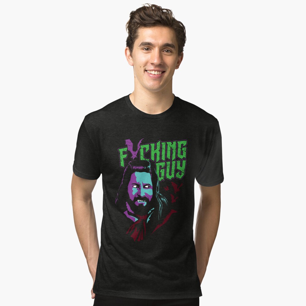 Aperçu de l'œuvre T-shirt chiné créée et vendue par Everdreamer.