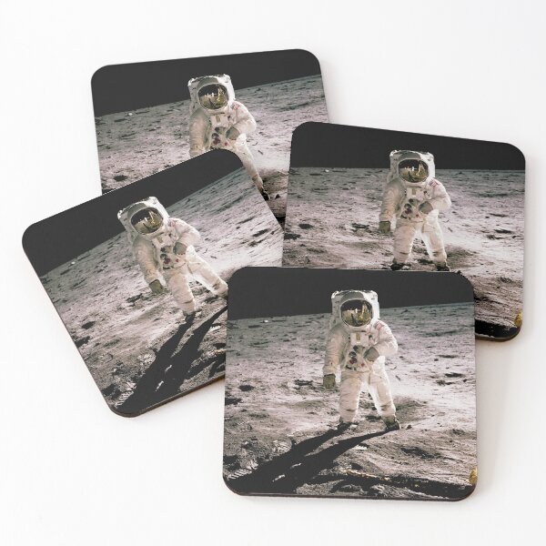 Artikelvorschau, Edwin Aldrin läuft auf der Mondoberfläche. Neil Armstrong Original von der NASA entworfen und verkauft von DiazTv.