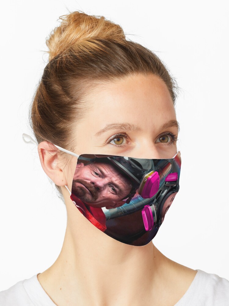 Masque for Sale avec l'œuvre « Breaking Bad » de l'artiste