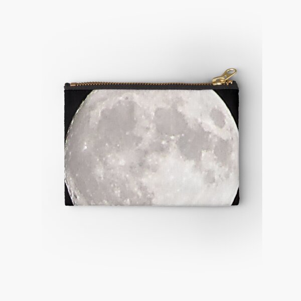 Aperçu de l'œuvre 20161213 supermoon no. 2 créée et vendue par chargo.