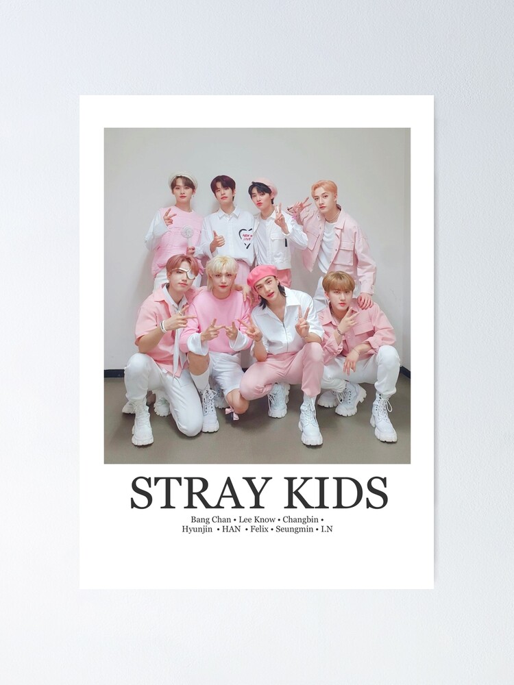 ATEEZ - MINIMALIST POSTER  Minimalist poster, Film posters minimalist,  Music poster