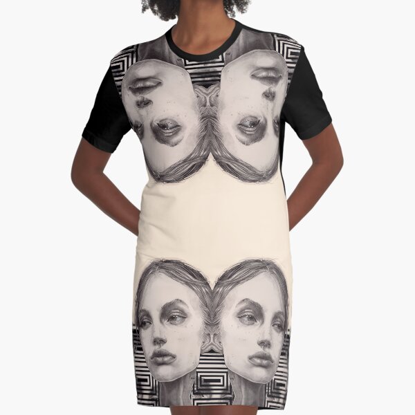 Pauline Square Graphic T-Shirt Dress