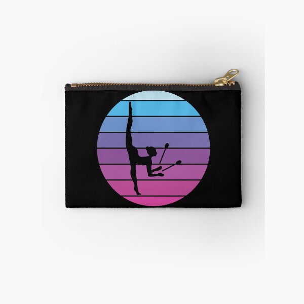 Artikelvorschau, Rhythmische Gymnastik Keulen Turnerin Mädchen Vintage Retro entworfen und verkauft von TastefulTees.