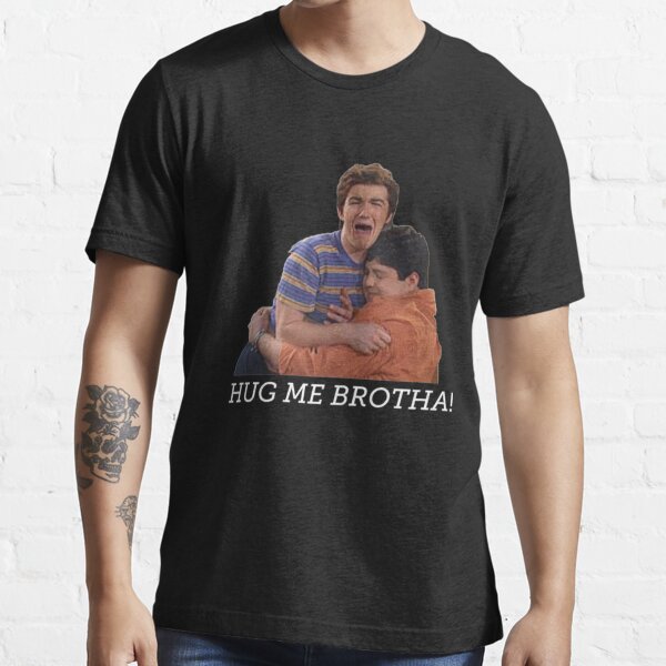HUG ME BROTHA! Drake and Josh Gift for Fans Essential T-Shirt