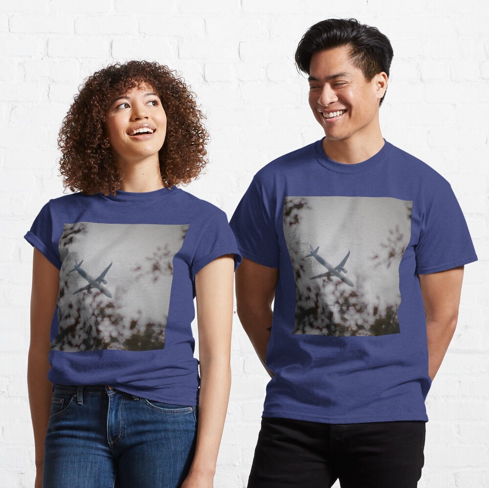 VOLAR BY YANNIS LOBAINA Classic T-Shirt