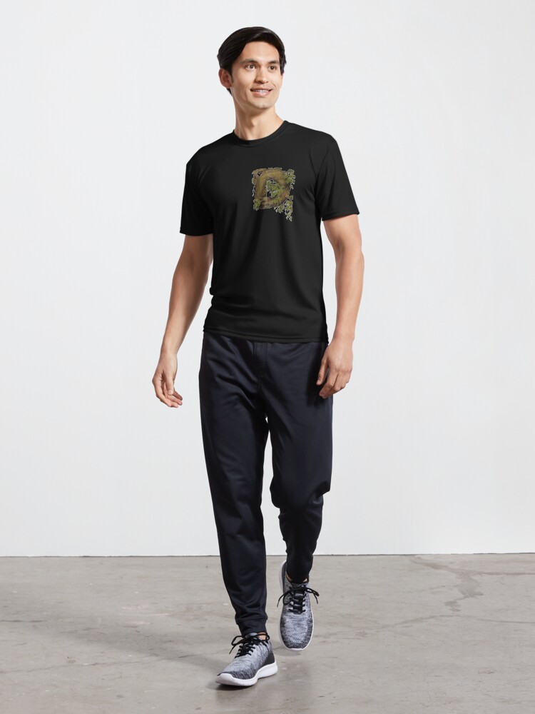 Aperçu 5 sur 7. T-shirt respirant avec l'œuvre D - lettre, lettre en bois, initiales. T-shirt premium créée et vendue par KamozaArt.