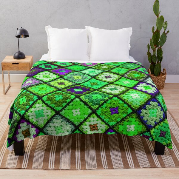 Crochet granny square pattern -luminous green Throw Blanket