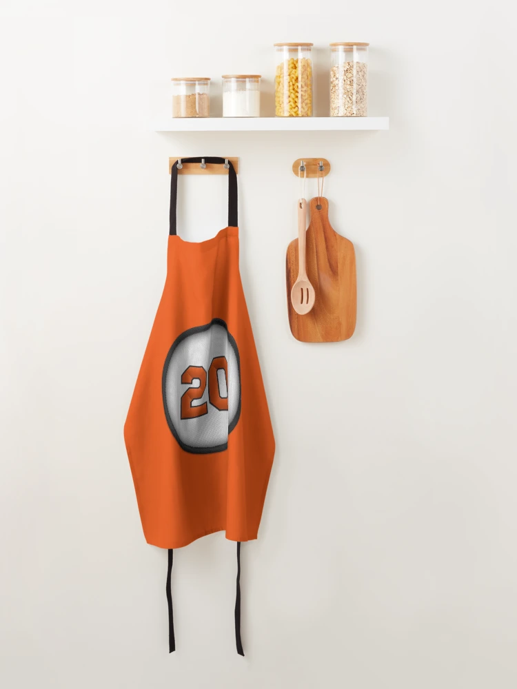 Aperçu 4 sur 6. Tablier avec l'œuvre 20 - Robby créée et vendue par DesignSyndicate.