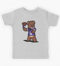 VICTRS - Teddy Football™ Kids Tee