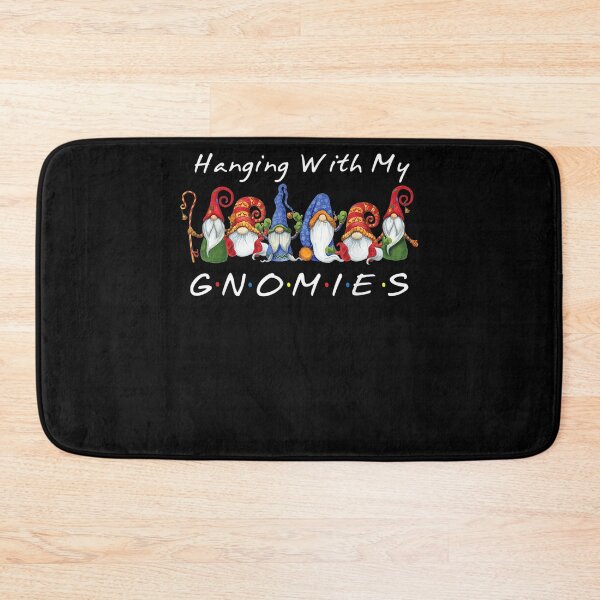 Artikelvorschau, Hängen mit meinem Gnomies Lustiges Gnome-Freund-Weihnachtsgeschenk. entworfen und verkauft von arielfrench240.