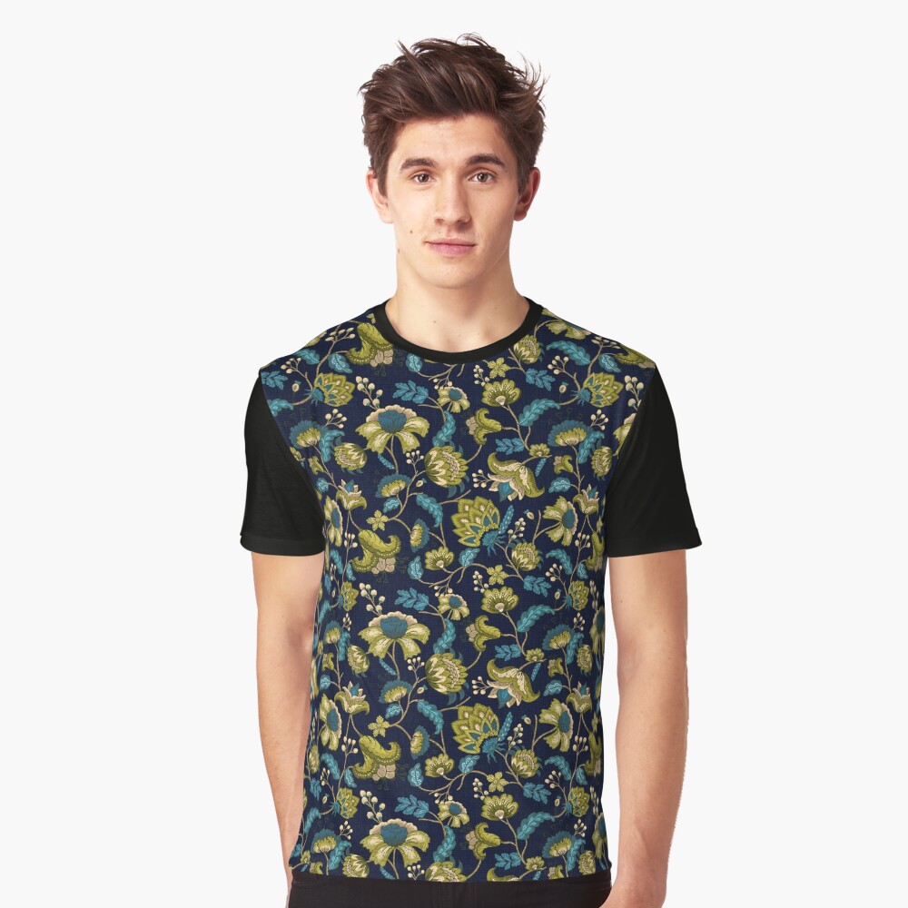 Aperçu de l'œuvre T-shirt graphique créée et vendue par oppositedge.