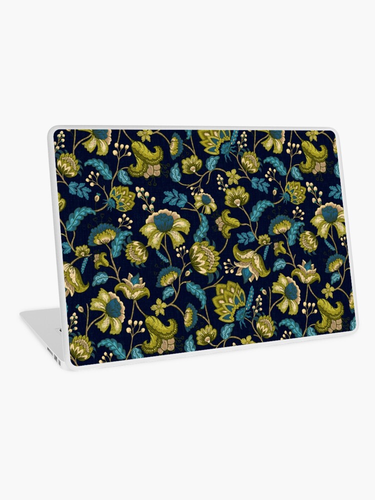 Aperçu 1 sur 2. Skin adhésive d'ordinateur avec l'œuvre Floral Indien Vert et Bleu en Bleu Foncé créée et vendue par oppositedge.