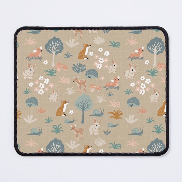 Aperçu de l'œuvre amis dans la forêt - beige foncé créée et vendue par MoshitoDesigns.