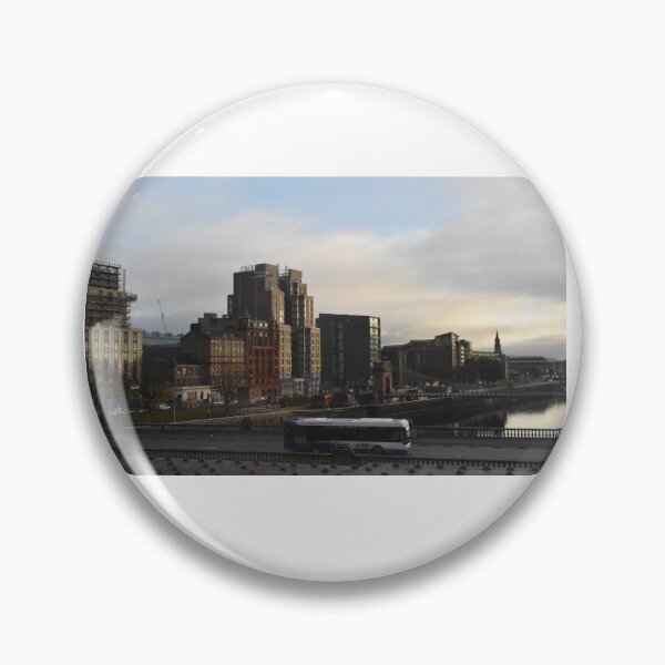 Artikelvorschau, Sunrise River Clyde Glasgow entworfen und verkauft von PortPrints.
