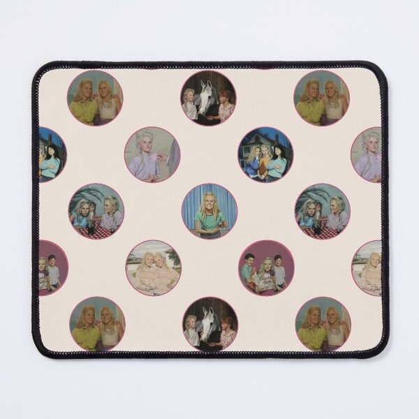 Sweet Valley Twins Cover Illustration Grid Pattern (Cream) Mouse Pad