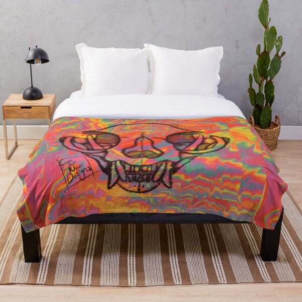 Artikelvorschau, Regenbogen Trippy Waschbärschädel entworfen und verkauft von Eye of Newt Designs.