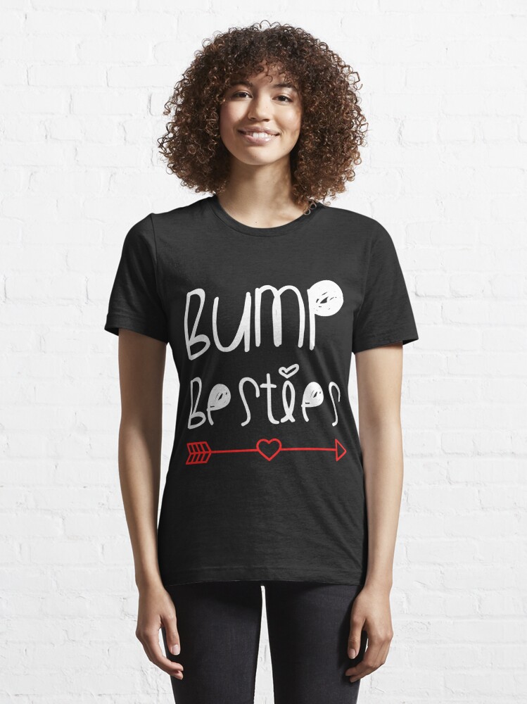 Tag et bad efterligne snorkel bump besties - Pregnancy Matching Best friends" Essential T-Shirt for Sale  by Evergreen Trends | Redbubble