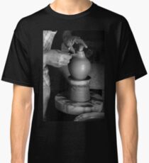 Potter at work Classic T-Shirt