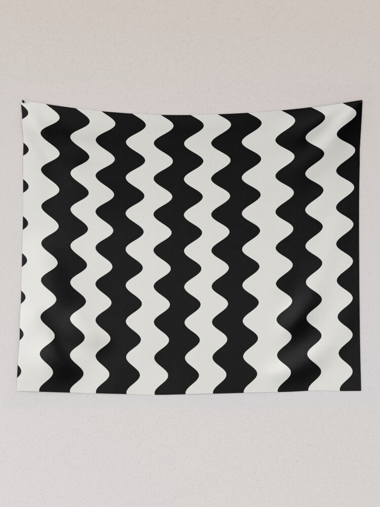 Aperçu 2 sur 3. Tentures avec l'œuvre Black and Cream Wavy Vertical Stripe Pattern Pairs Dulux 2022 Popular Colour Cliff Walk - Color Trends créée et vendue par ColorOfTheYears.