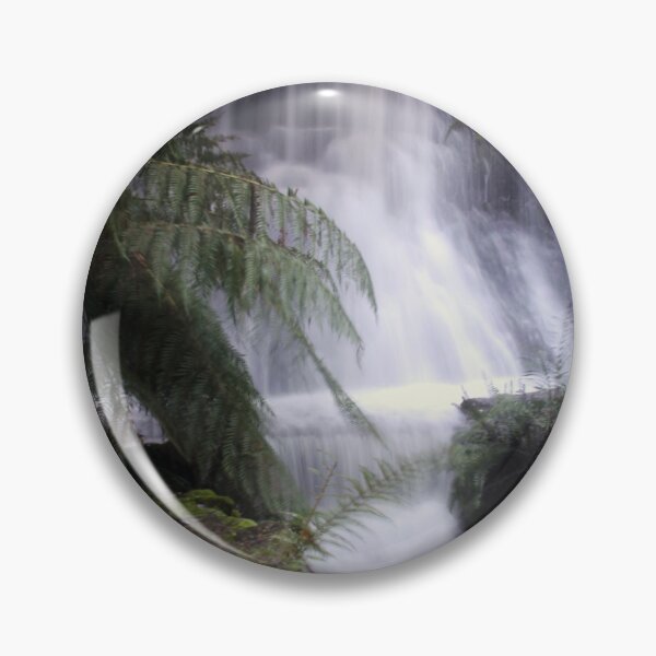 Artikelvorschau, Silver Falls, Hobart, Tasmanien entworfen und verkauft von Kirsten Covington.
