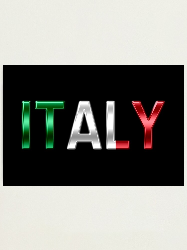 732 - Made in Italy text with Italian flag