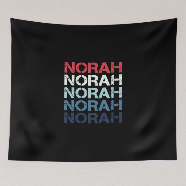 Artikelvorschau, Norah Name T-Shirt - Norah Vintage Retro Norah Name Geschenkartikel Tee entworfen und verkauft von rivenburga.