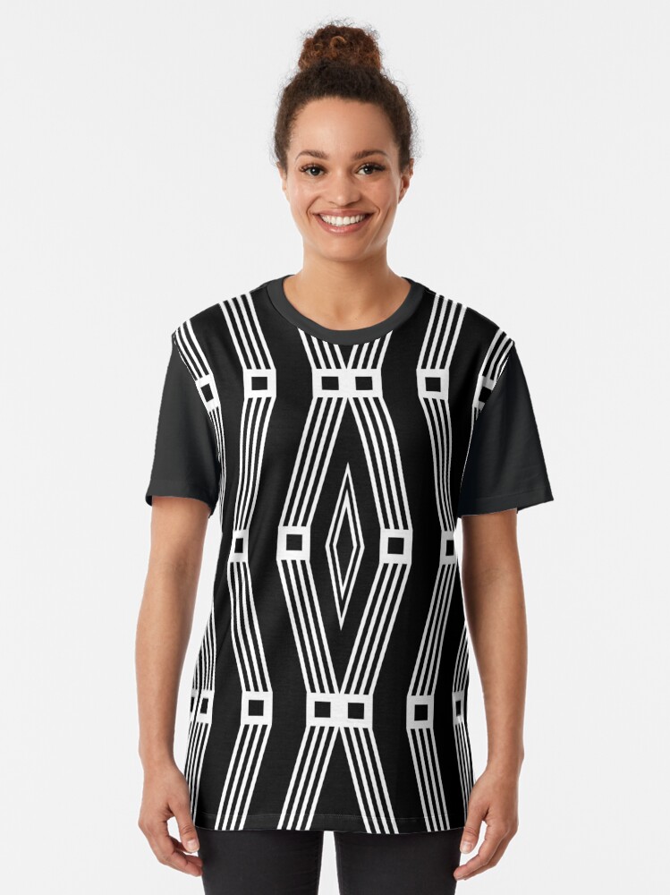 Alternate view of Geometric Line Zig Zag Graphic T-Shirt