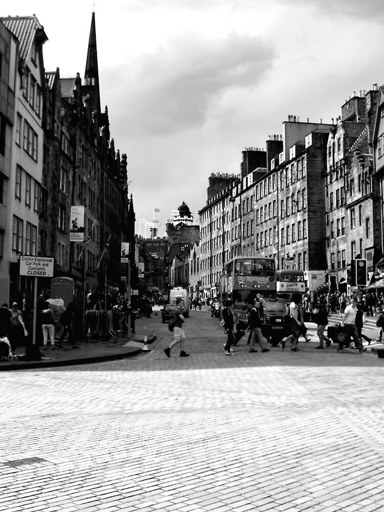 Castle Approach, Edinburgh by robsteadman