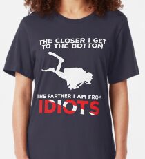 Je näher ich auf den Grund - Scuba Diving Shirt Slim Fit T-Shirt