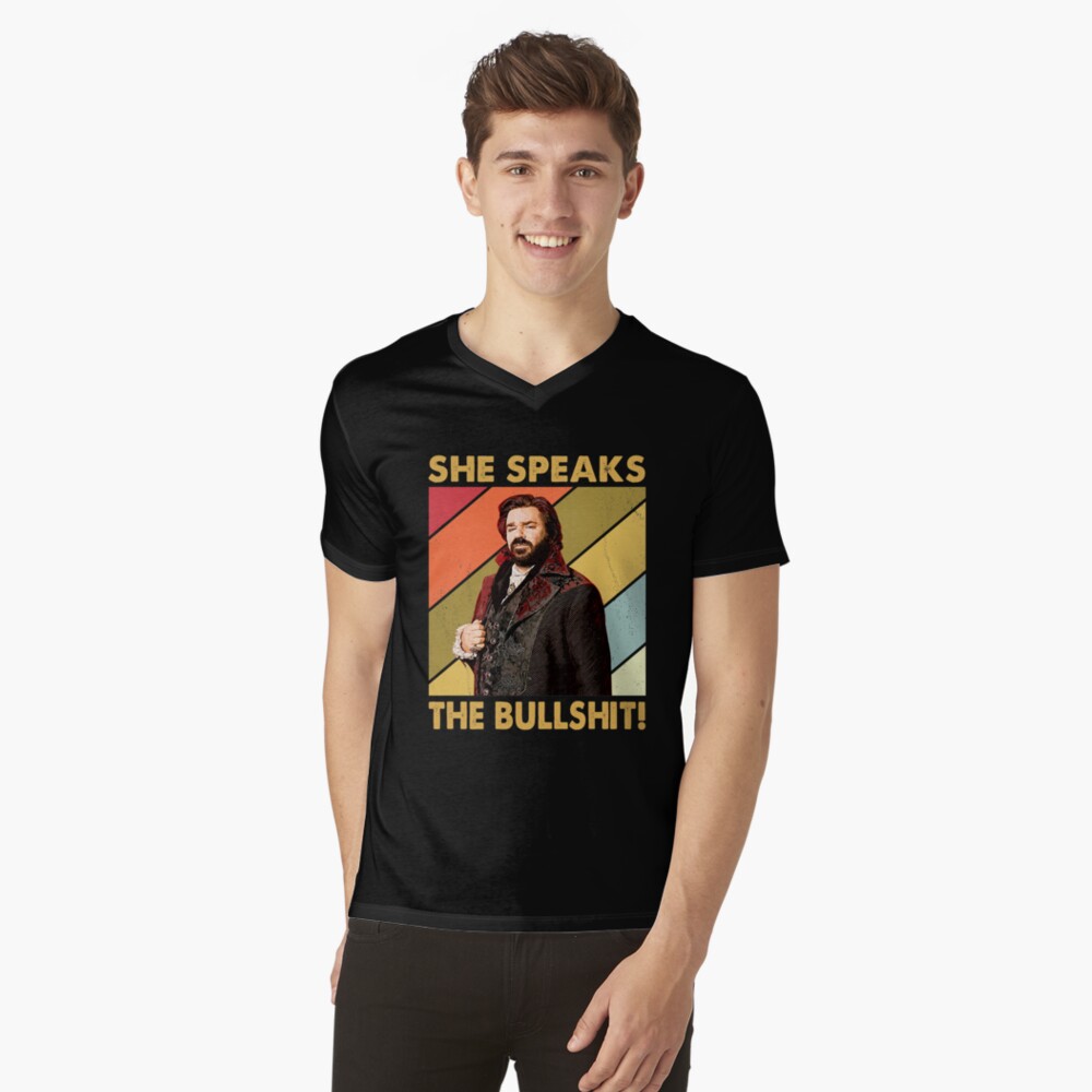 Aperçu de l'œuvre T-shirt col V créée et vendue par VilmosLaszlo.