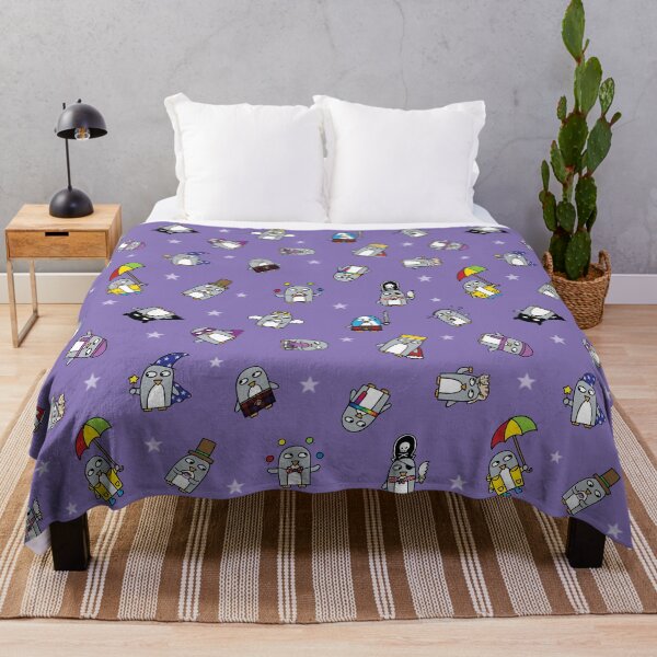 Purple Penguin Pattern Throw Blanket