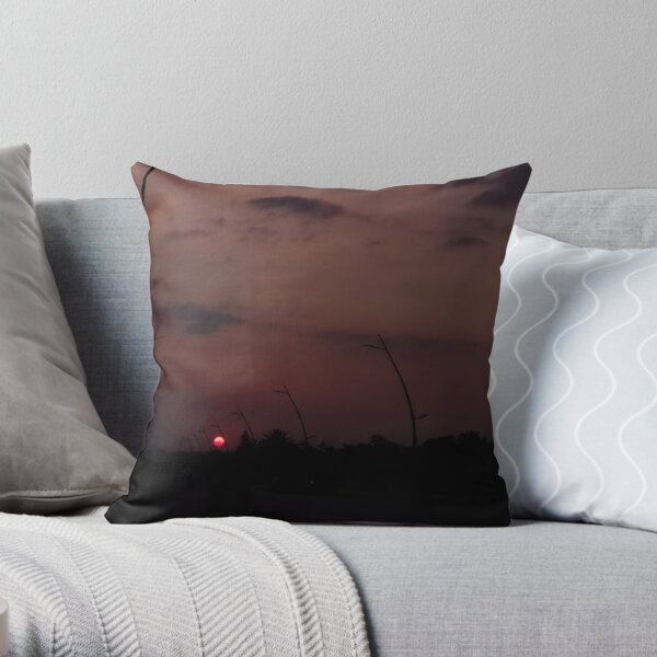 SUN DOWN Throw Pillow