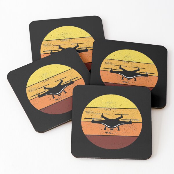 Artikelvorschau, FPV Drone Racing Quadcopters RC Pilot Vintage Retro entworfen und verkauft von TastefulTees.