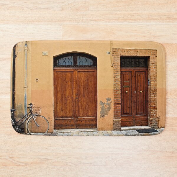 Aperçu de l'œuvre Rue Antique Portes Vélo, Terni Italie créée et vendue par worldways.