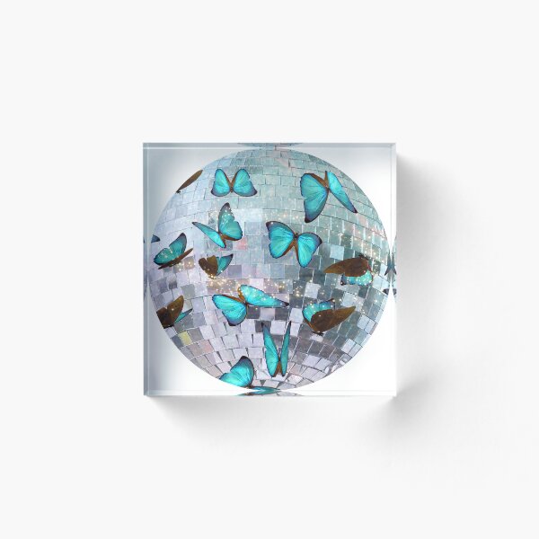 Item preview, Globo de nieve de Gaia designed and sold by UponRaspberry.