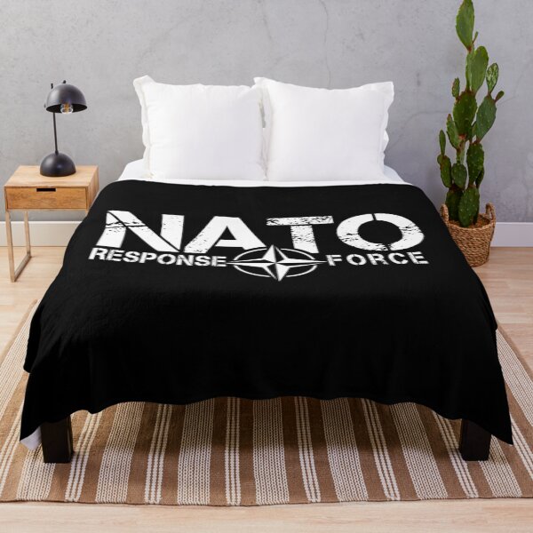 Artikelvorschau, Nato T-ShirtNATO Response Force (weißes Logo) entworfen und verkauft von HaudunTone.