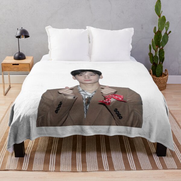 Item preview,  Cha Eun Woo designed and sold by Magdalineshop.