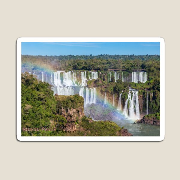 Artikel-Vorschau von Iguazú / Iguaçu Falls üppige Landschaft und Regenbogen, designt und verkauft von mycloudzdesign.
