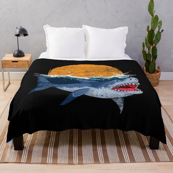 Artikelvorschau, Sharks T-ShirtPredator Retro Sharks entworfen und verkauft von HadiloVenut.
