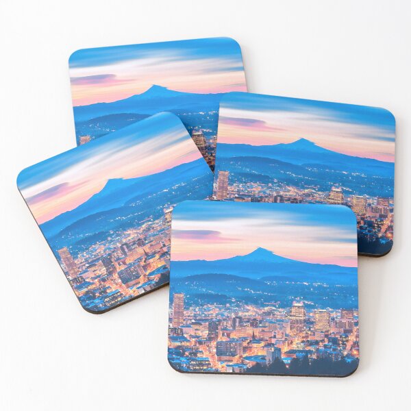 Artikelvorschau, Portland-Skyline bei Nacht entworfen und verkauft von Sofia-Draws.