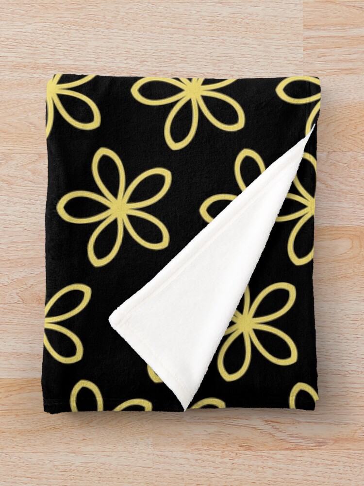 Thumbnail 3 von 6, Fleecedecke, Black and Yellow Minimal Flower Pattern Pairs Dulux 2022 Popular Colour Lemon Jester designt und verkauft von ColorOfTheYears.