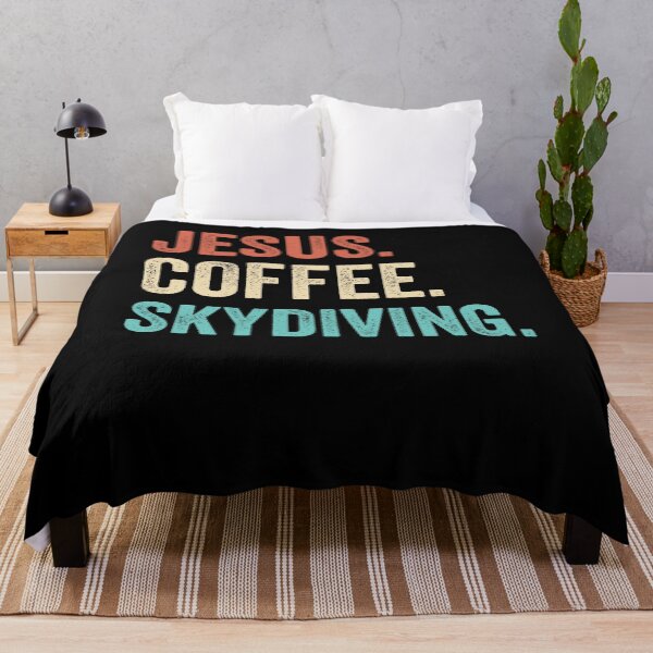Artikelvorschau, Jesus Coffee Skydiving Distressed Style Skydiver Costume entworfen und verkauft von Mc-R.