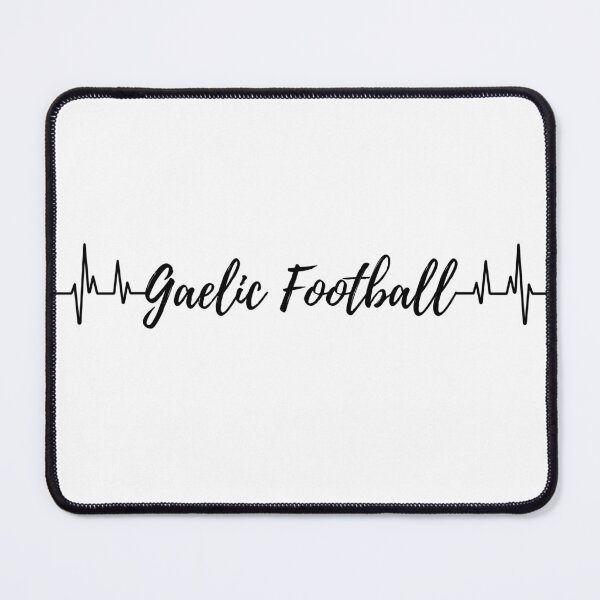 Aperçu de l'œuvre Battement de coeur de football gaélique créée et vendue par TheGreenGoat.