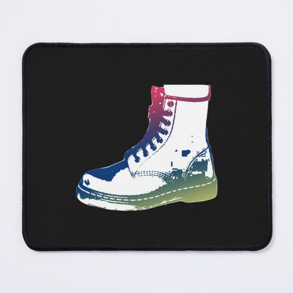 Aperçu de l'œuvre Dr. Martens créée et vendue par RootinTootinTee.