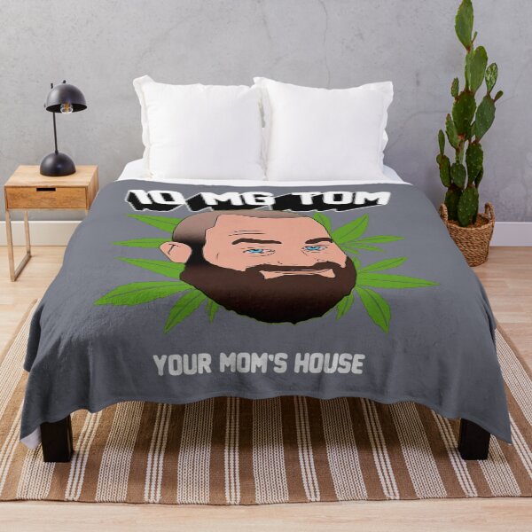 Aperçu de l'œuvre Tom-Segura Merch 10 Ten Mg Tom Your Mom's House créée et vendue par Codyscheer.