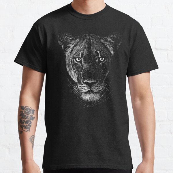 lioness Classic T-Shirt