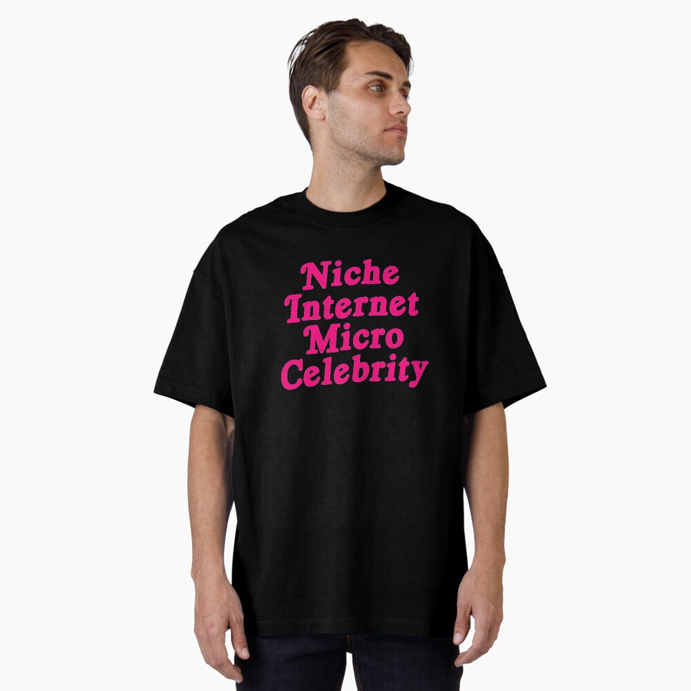 Artikel-Vorschau von Oversized T-Shirt, designt und verkauft von skgallery.