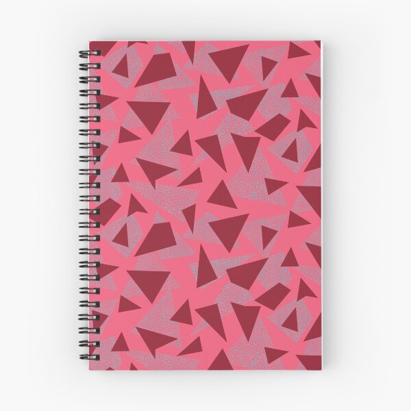 Artikelvorschau, Coral Twisted Triangles entworfen und verkauft von Carolina Diaz.