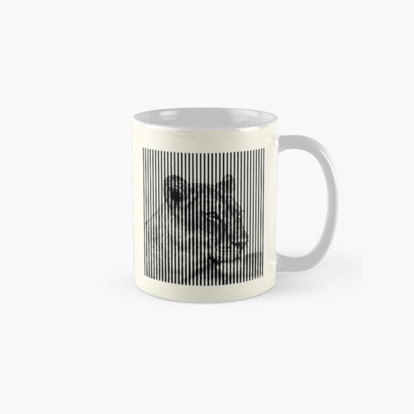 Lioness Close-up Anamorphic Illusion Pop Art Classic Mug