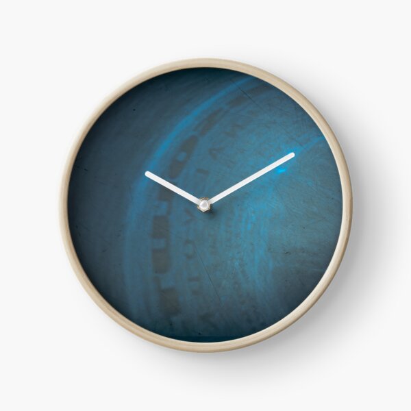 Absolut Clock